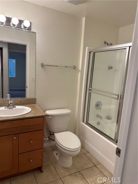 Detail Gallery Image 26 of 33 For 7551 Jordan #109,  Canoga Park,  CA 91303 - 3 Beds | 2 Baths