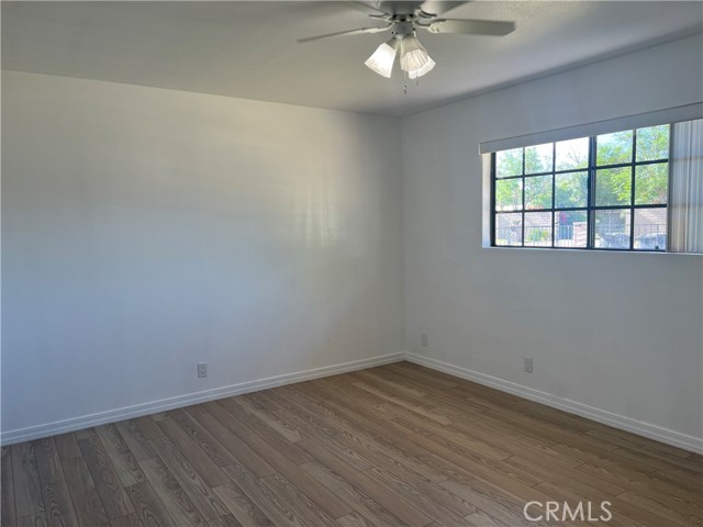 Detail Gallery Image 17 of 32 For 2425 Florence Bld, Blythe,  CA 92225 - 4 Beds | 3 Baths