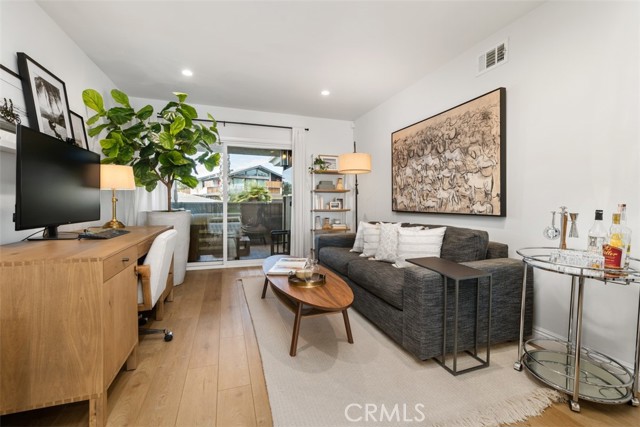 Photo #18: OC23148272 Listing 