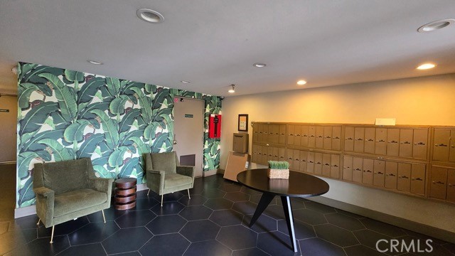 https://media.crmls.org/medias/cfa90e87-820f-4242-8aef-a72741d72841.jpg?preset=X-Large