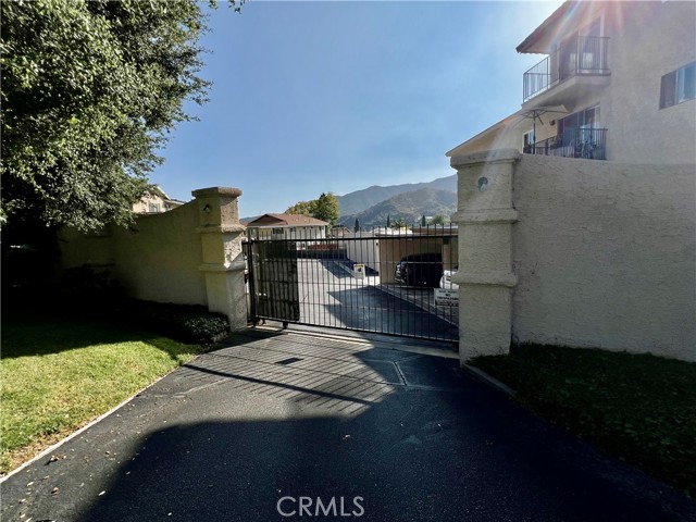 Detail Gallery Image 41 of 42 For 3010 Montrose #33,  La Crescenta,  CA 91214 - 1 Beds | 1 Baths