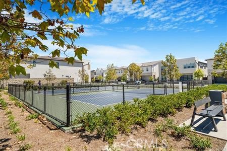 Detail Gallery Image 22 of 25 For 280 Brackens, Lake Forest,  CA 92630 - 4 Beds | 4 Baths