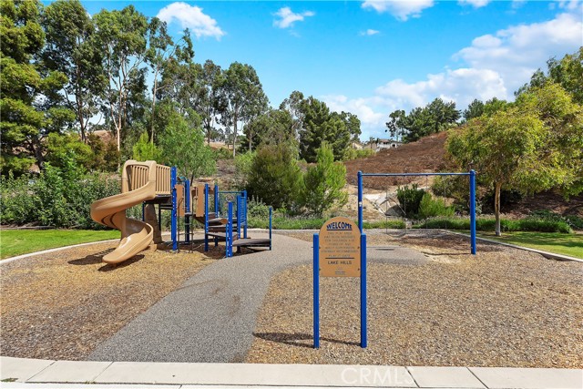 Detail Gallery Image 60 of 67 For 16123 Setting Sun Cir, Riverside,  CA 92503 - 3 Beds | 2/1 Baths