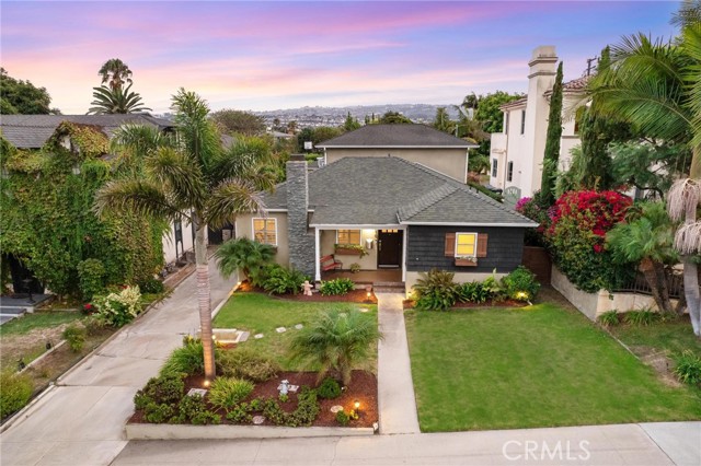 714 Avenue D, Redondo Beach, California 90277, 4 Bedrooms Bedrooms, ,3 BathroomsBathrooms,Residential,For Sale,Avenue D,SB25200497