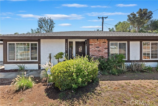 5430 Avenue Juan Bautista, Jurupa Valley CA: https://media.crmls.org/medias/cfac39dd-5b47-4da0-9a7c-4b0d0f4f50c3.jpg