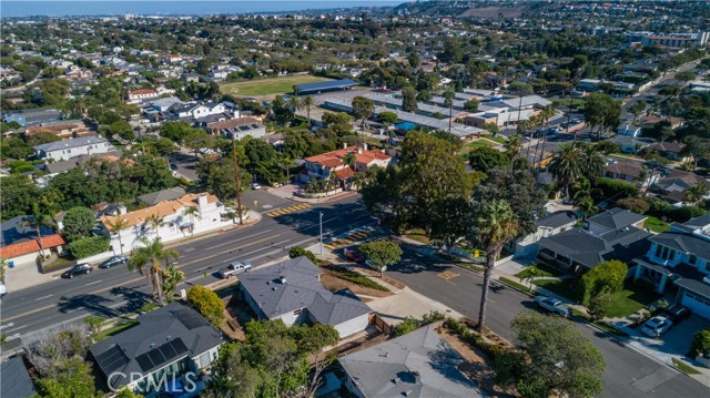 1308 Irena Avenue, Redondo Beach, California 90277, 3 Bedrooms Bedrooms, ,1 BathroomBathrooms,Residential,Sold,Irena,SB22205382