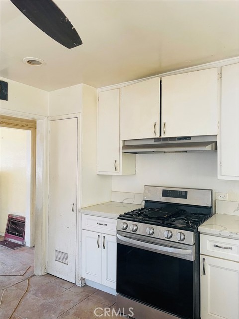 Detail Gallery Image 17 of 20 For 3347 Acacia, San Bernardino,  CA 92405 - 3 Beds | 2 Baths