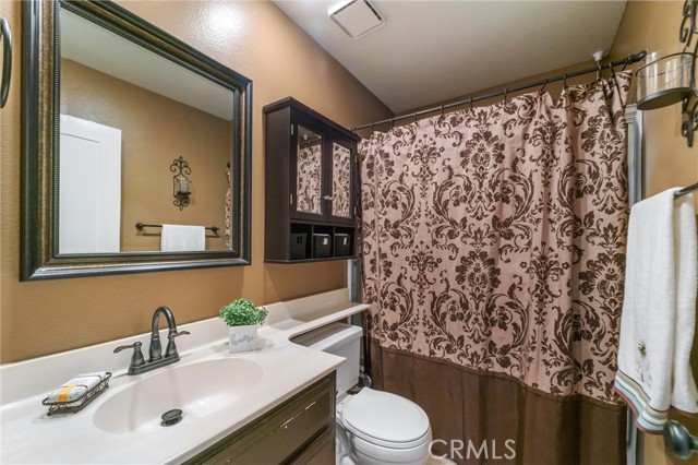 Image 20 of 60 For 11416 Alder Creek