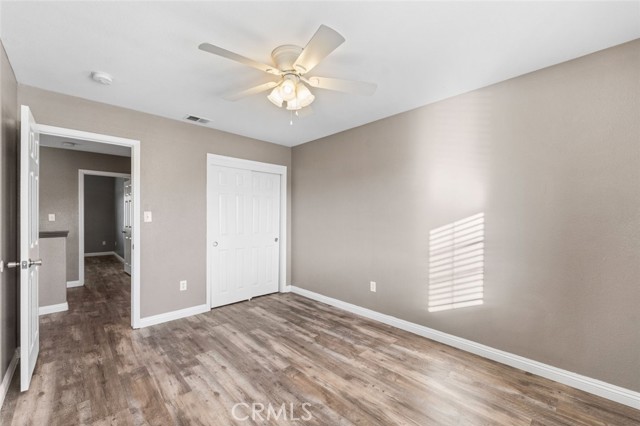 Detail Gallery Image 26 of 51 For 3910 Whirlwind Dr, Bakersfield,  CA 93313 - 3 Beds | 3 Baths