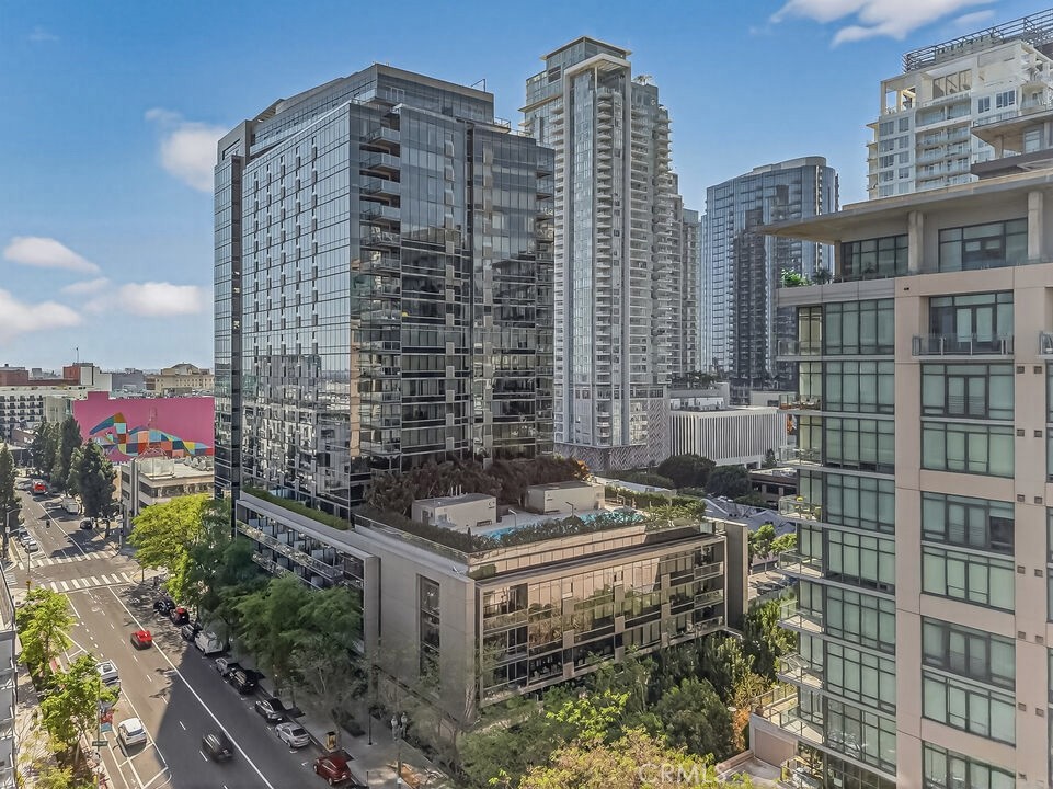 1155 S Grand Avenue #1707