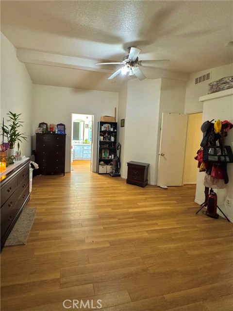5800 HAMNER, Eastvale CA: https://media.crmls.org/medias/cfaf2633-b26f-412b-bdda-bbeac937ac40.jpg