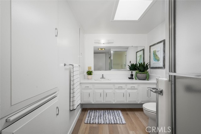 13061 Oak Hills Drive, Seal Beach CA: https://media.crmls.org/medias/cfafb4bd-e35a-49f3-b9f4-4f4cc0acf649.jpg