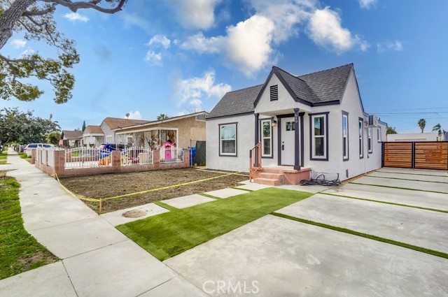 Detail Gallery Image 1 of 1 For 6649 7th Ave, Los Angeles,  CA 90043 - 3 Beds | 2 Baths