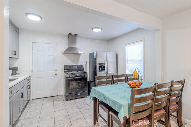 Detail Gallery Image 7 of 16 For 919 N Illinois Ave, Colton,  CA 92324 - 2 Beds | 1 Baths