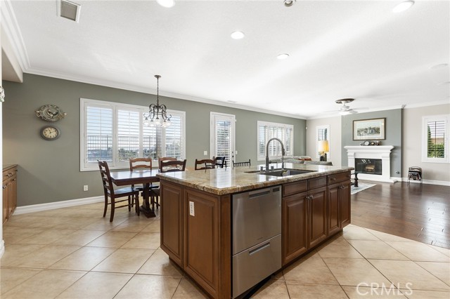 Detail Gallery Image 16 of 65 For 26732 Golden Cup Ct, Murrieta,  CA 92562 - 4 Beds | 4/1 Baths