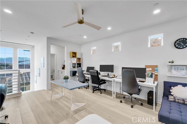 Detail Gallery Image 25 of 26 For 16272 Meadowhouse, Chino,  CA 91708 - 3 Beds | 3/1 Baths