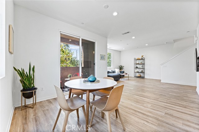 Detail Gallery Image 11 of 34 For 1166 Newberry Ln #1,  Claremont,  CA 91711 - 2 Beds | 2/1 Baths