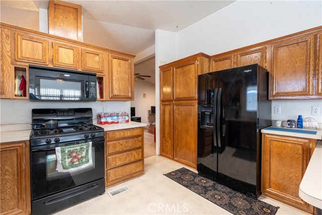 Detail Gallery Image 13 of 32 For 5001 W Florida Ave #711,  Hemet,  CA 92545 - 3 Beds | 2 Baths