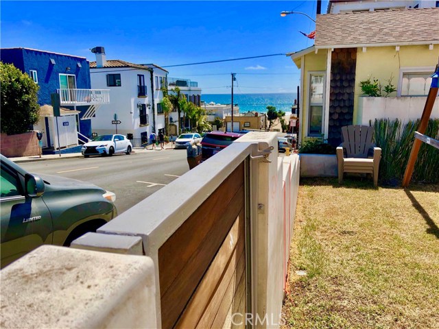 132 33rd Place Hermosa Beach, California Modern and architectural wonder in the heart of Hermosa Beach! Entertainers dream home with a giant grass yard for children and summer BBQ’s. Ocean views from the recently remodeled open-concept kitchen, living room, and the large deck. Hardwood flooring, plenty of storage space throughout the home, central heat and A/C. Two-person shower doubles as a steam room while the owner's bedroom has two closets and private access to its own slate patio. Outdoor shower and the garage comes with laundry. Only a stone’s throw from the beach and walking distance to both Manhattan and Hermosa Piers, restaurants, and shopping!
