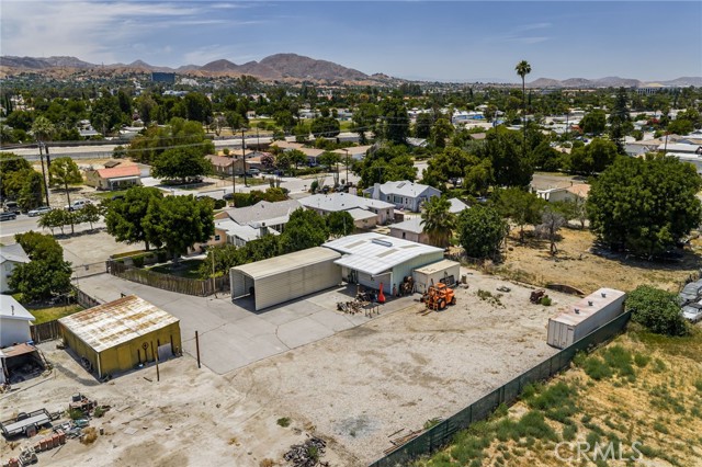1830 E Victoria Avenue, San Bernardino CA: https://media.crmls.org/medias/cfb2eee2-d61e-4451-a686-5afef82e2644.jpg