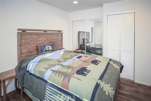 Detail Gallery Image 14 of 25 For 1019 W Mountain View Bld, Big Bear City,  CA 92314 - 3 Beds | 2/1 Baths