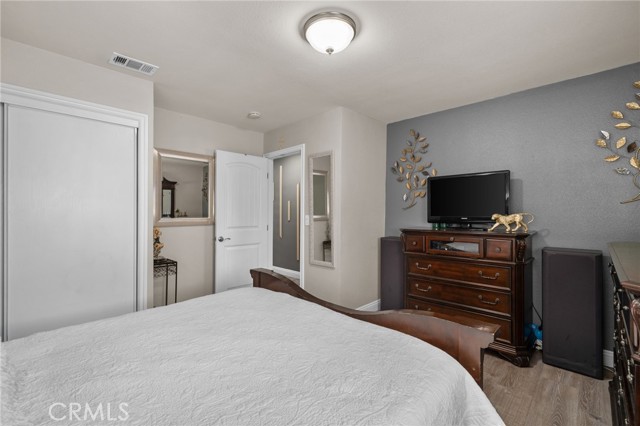 Detail Gallery Image 17 of 26 For 945 E I, Ontario,  CA 91764 - 4 Beds | 2 Baths