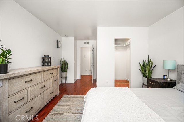 6600 Warner Avenue, Huntington Beach CA: https://media.crmls.org/medias/cfb45557-0db5-4511-b570-a479bd28e452.jpg