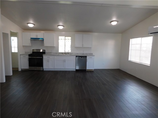 Detail Gallery Image 3 of 37 For 12655 2nd St #107,  Yucaipa,  CA 92399 - 2 Beds | 2 Baths
