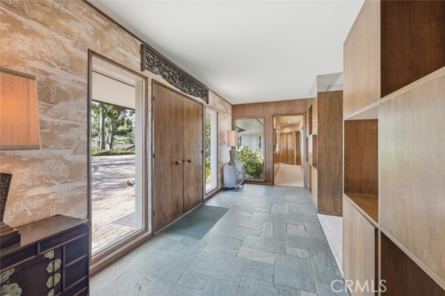 Image 12 of 66 For 100 Saddleback