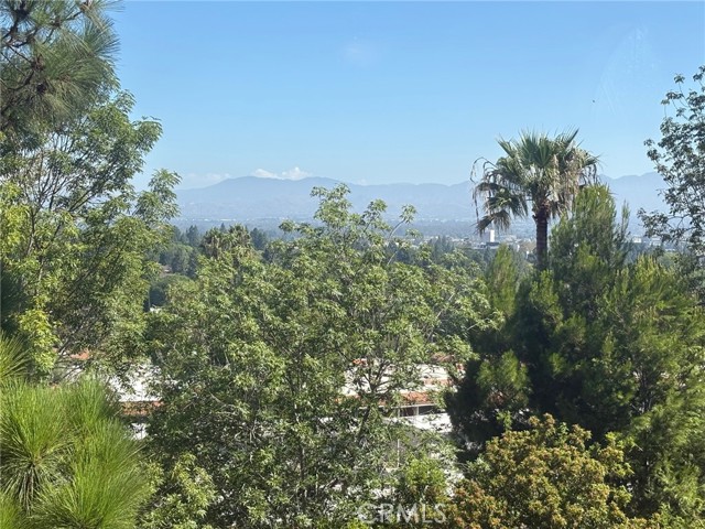 25 Via Falerno, Aliso Viejo CA: https://media.crmls.org/medias/cfb5cf0f-12fb-4eac-8c0d-1b632a55c506.jpg