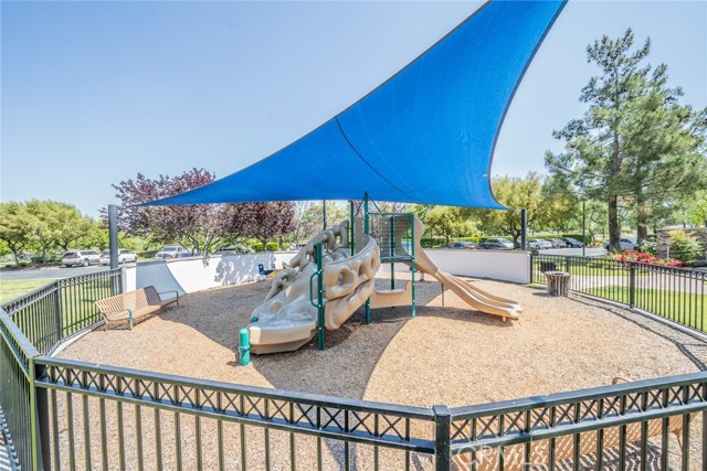 35317 Trevino Trail, Beaumont CA: https://media.crmls.org/medias/cfb60cf5-c5e1-44f2-b104-e47e71e46f8b.jpg