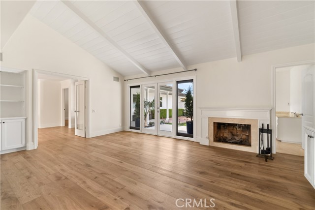 1520 Sandcastle Drive, Corona del Mar CA: https://media.crmls.org/medias/cfb61f40-b075-4761-ade8-c59497f6dc06.jpg