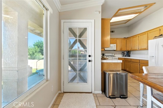 16662 Joshua Street, Hesperia CA: https://media.crmls.org/medias/cfb6651b-693d-445f-a176-3c144cb00a17.jpg