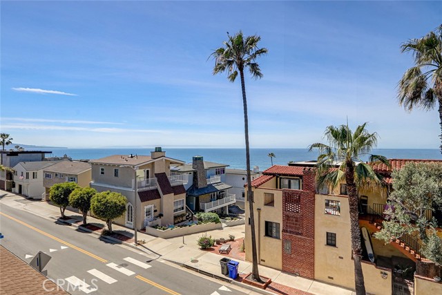 3205 Bayview Drive, Manhattan Beach, California 90266, 5 Bedrooms Bedrooms, ,5 BathroomsBathrooms,Residential,For Sale,Bayview,SB26067701