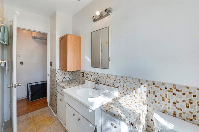 Detail Gallery Image 20 of 22 For 709 S Valinda Ave, West Covina,  CA 91790 - 3 Beds | 4 Baths