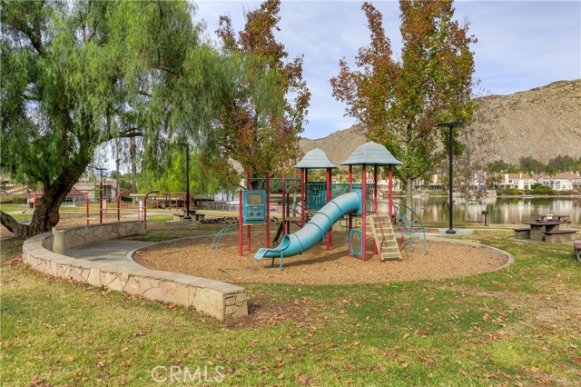 Detail Gallery Image 45 of 54 For 10120 via Indigo, Moreno Valley,  CA 92557 - 5 Beds | 3 Baths