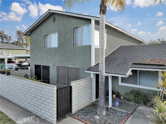 Detail Gallery Image 1 of 1 For 1303 Peppertree Cir #111,  West Covina,  CA 91792 - 3 Beds | 2 Baths