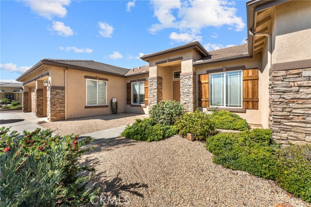 Detail Gallery Image 2 of 47 For 35316 Dry Creek Rd, Yucaipa,  CA 92399 - 4 Beds | 3 Baths