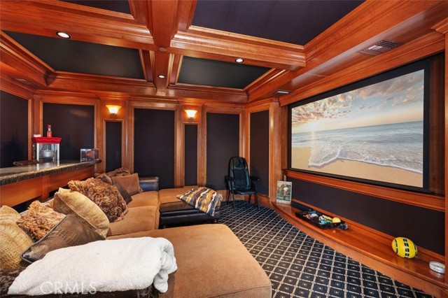18 Calle Pacifica, San Clemente CA: https://media.crmls.org/medias/cfb956ec-b05d-4f98-966a-7b3ccfca9814.jpg