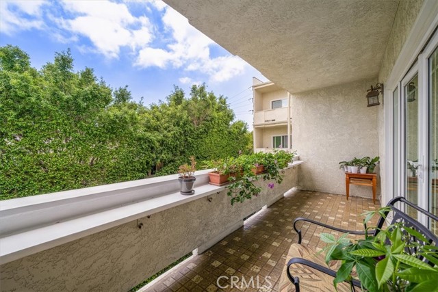 Detail Gallery Image 11 of 33 For 1228 N La Cienega Bld #203,  West Hollywood,  CA 90069 - 2 Beds | 2 Baths