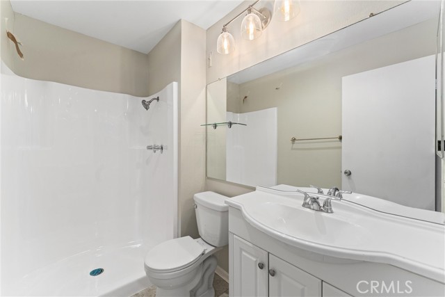 Detail Gallery Image 13 of 28 For 18433 Hatteras St #506,  Tarzana,  CA 91356 - 2 Beds | 2 Baths