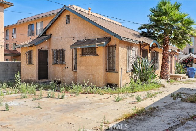 4564 N Figueroa Street, Los Angeles CA: https://media.crmls.org/medias/cfbabd5e-430c-491c-a0f0-13f1f47fc06f.jpg