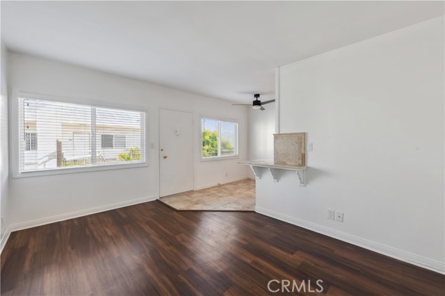 Detail Gallery Image 8 of 17 For 20917 Amie #27,  Torrance,  CA 90503 - 2 Beds | 1 Baths