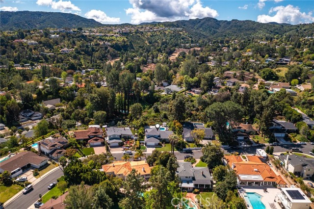 Detail Gallery Image 45 of 53 For 4420 Conchita, Tarzana,  CA 91356 - 4 Beds | 3 Baths