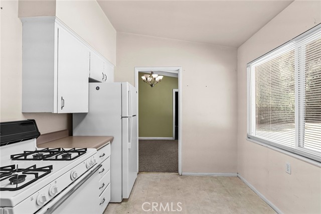 2344 Porter Wy, Chico CA: https://media.crmls.org/medias/cfbe0848-c82a-437e-87b1-71a2b6db203e.jpg