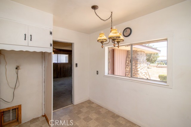 Detail Gallery Image 15 of 47 For 32780 Kentucky St, Yucaipa,  CA 92399 - 4 Beds | 2 Baths