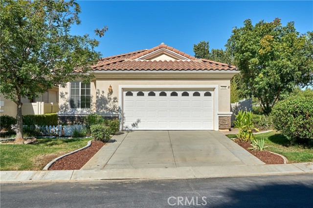 1779 Sarazen, Beaumont CA: https://media.crmls.org/medias/cfc080bc-6f74-4c2b-8cc2-3df4e2c999bf.jpg