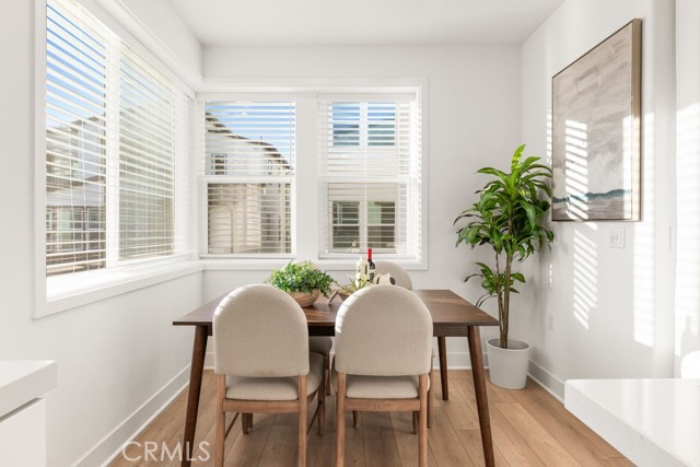 Detail Gallery Image 11 of 28 For 470 Lobata, Irvine,  CA 92618 - 3 Beds | 3 Baths