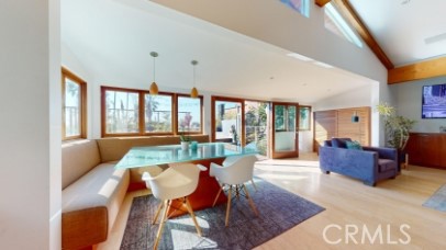 3205 Bayview Drive, Manhattan Beach CA: https://media.crmls.org/medias/cfc2091d-038e-4588-ba55-42dc7e4015ad.jpg
