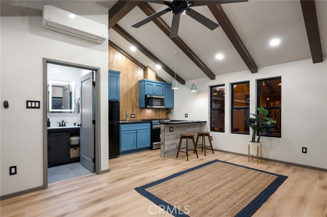 7424 W 85th Street, Los Angeles CA: https://media.crmls.org/medias/cfc23352-cfd4-4b93-a2f5-24cbbde3e757.jpg